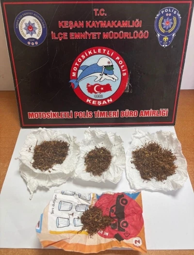 Keşan’da polisin durdurduğu 4 şüpheliden uyuşturucu ele geçirildi
