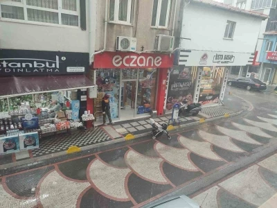 Keşan&rsquo;da sağanak yağış etkili oldu
