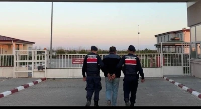 Kesinleşmiş hapis cezalarıyla aranan 7 h&uuml;k&uuml;ml&uuml; yakalandı
