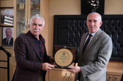 KESOB&rsquo;dan Tomarza Esnaf Odası&rsquo;na hayırlı olsun ziyareti
