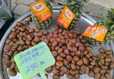 Kestane fiyatıyla y&uuml;zleri g&uuml;ld&uuml;rd&uuml;
