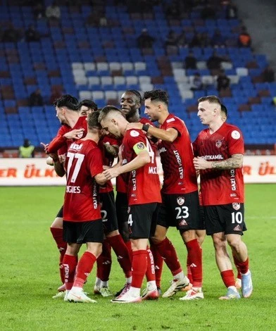 Kevin Rodrigues’in Gelişine Muhteşem Vuruşu Gaziantep FK’yı Trabzonspor Karşısında 1-0 Öne Geçir