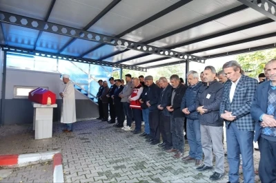 Kıbrıs Gazisi son yolculuğuna uğurlandı
