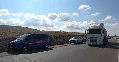 Kilis-Gaziantep karayolunda motosiklet kazası: 2 yaralı
