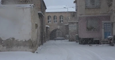 Kilis kar yağışıyla beyaza b&uuml;r&uuml;nd&uuml;
