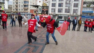 Kilis&rsquo;te 1 Mayıs halaylarla kutlandı
