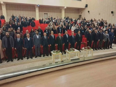 Kilis&rsquo;te &rsquo;K&uuml;resel Tehditler Karşısında Manevi Vatan ve Aile&rsquo; &ccedil;alıştayı d&uuml;zenlendi
