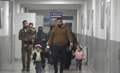 Kilis&rsquo;te Suriyelilerin g&ouml;n&uuml;ll&uuml; d&ouml;n&uuml;ş&uuml; bayram sonrası da s&uuml;r&uuml;yor
