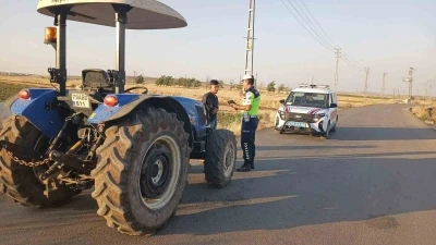 Kilis&rsquo;te trakt&ouml;r ve tarım ara&ccedil;larına trafik denetimi
