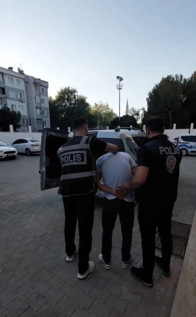 Kiralık ara&ccedil;la geldiği il&ccedil;ede 3 hırsızlık olayına karışan ş&uuml;pheli yakalandı
