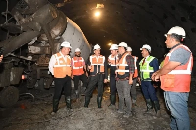 Kırık Tüneli’nde ışığa az kaldı
