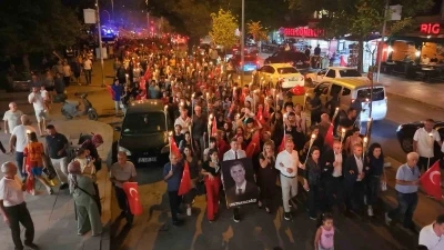 Kırıkkale’de 30 Ağustos Zafer Bayramı dolayısıyla &quot;fener alayı&quot; düzenlendi
