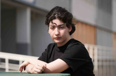 Kırıkkale&rsquo;de devlet okullarından 2 LGS birincisi &ccedil;ıktı: Biri dersi dinledi, diğeri g&uuml;nde 200 soru &ccedil;&ouml;zd&uuml;
