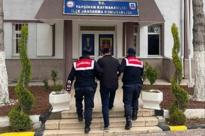 Kırıkkale&rsquo;de iki h&uuml;k&uuml;ml&uuml; jandarma ekiplerince yakalandı
