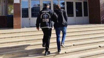Kırıkkale&rsquo;de &rsquo;trafik g&uuml;venliğini tehlikeye sokma&rsquo; su&ccedil;undan aranan h&uuml;k&uuml;ml&uuml; yakalandı
