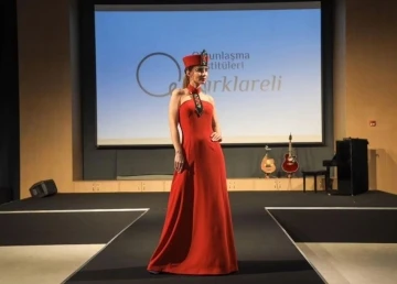 Kırklareli&rsquo;nde hazırlanan geleneksel kadın kıyafeti Dubai&rsquo;de sergilendi
