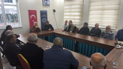 Kırklareli Valisi sabah namazında vatandaşlarla bir araya geldi
