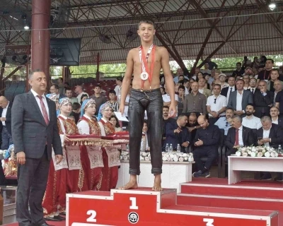 Kırkpınar&rsquo;dan Manavgat&rsquo;a &ccedil;ifte gurur
