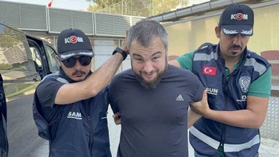 Kırmızı bültenle aranıp Rusya’da yakalanan suç örgütü lideri tutuklandı
