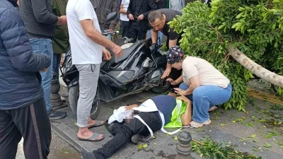 Kırmızı ışık ihlali yapan otomobil ortalığı savaş alanına &ccedil;evirdi: 1&rsquo;i ağır, 4 yaralı
