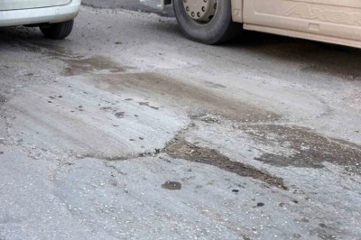 Kırmızı ışıkta yolu betonla kaplayan miksere ceza

