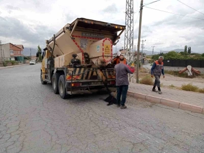 Kırsal mahalle yollarına kış öncesi konfor ve güvenlik dokunuşu
