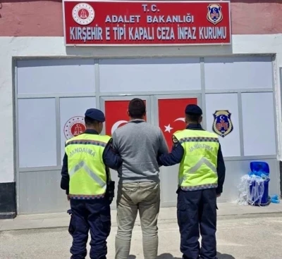Kırşehir&rsquo;de hakkında kesinleşmiş hapis cezası bulunan 1 kişi yakalandı
