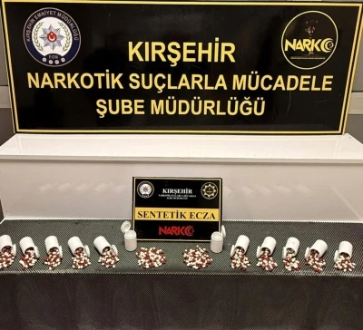 Kırşehir&rsquo;de polis 660 adet sentetik hap ele ge&ccedil;irdi
