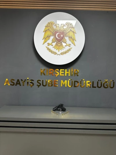 Kırşehir&rsquo;de ruhsatsız tabanca ve fişek ele ge&ccedil;irildi
