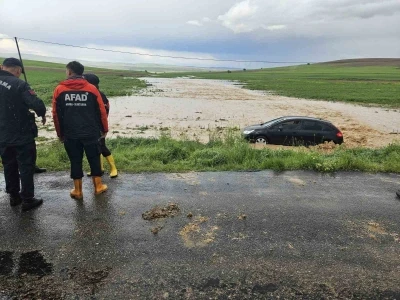 Kırşehir&rsquo;de sağanak sele neden oldu
