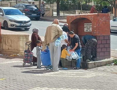 Kırşehir’de su krizi vatandaşları isyan ettirdi
