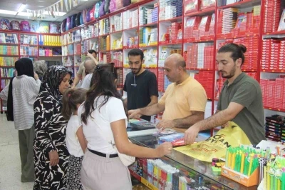 Kırtasiyelerde okul alışverişi yoğunluğu başladı
