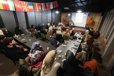 Kitaphane&rsquo;de Doğu T&uuml;rkistan konuşuldu

