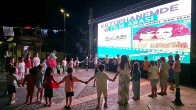 Kitapseverlere film molası
