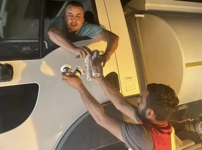 Kızılay’dan alevlerle mücadele eden ekiplere destek
