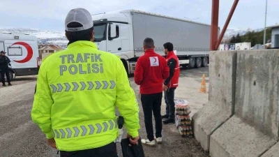 Kızılay&rsquo;dan trafik noktalarında anlamlı destek
