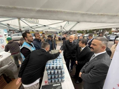 Kızılcahamam’dan Gazze’ye Kardeşlik Köprüsü yardım sergisi açıldı
