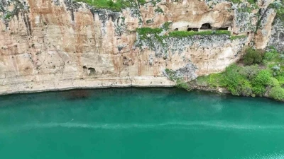 Kızılin Kanyonu ve &ccedil;evresinde ilkbahar
