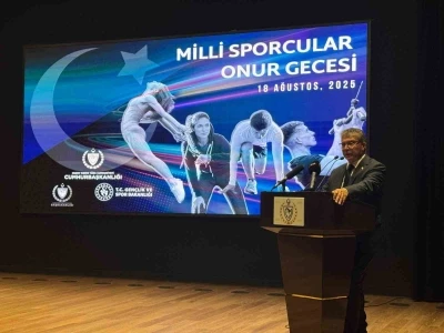 KKTC’de &quot;Milli Sporcular Onur Gecesi&quot; düzenlendi
