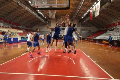 Kocaeli BŞB Kağıtspor, yeni sezona yüksek tempoda hazırlanıyor
