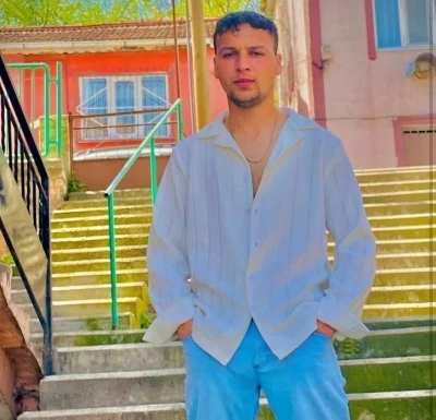 Kocaeli’de 19 yaşındaki genç, kuzeni tarafından bıçaklanarak öldürüldü
