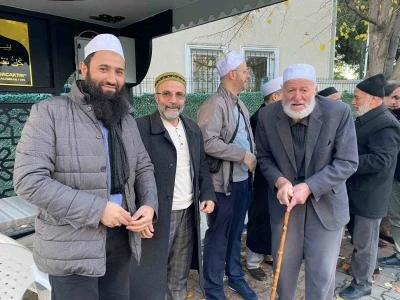 Kocaeli&rsquo;de 40 umre yolcusu kutsal topraklara uğurlandı
