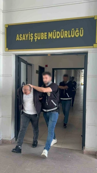 Kocaeli&rsquo;de ara&ccedil; alım-satım krizi: 160 kişi bir gecede mağdur, 4 ş&uuml;pheli yakalandı
