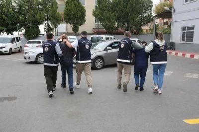 Kocaeli’de firari hükümlü ve 2 göçmen kaçakçısı tutuklandı
