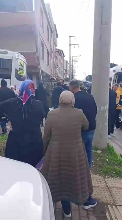 Kocaeli&rsquo;de servis aracının &ccedil;arptığı ilkokul &ouml;ğrencisi hayatını kaybetti
