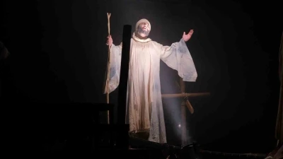 Kocaeli Şehir Tiyatroları, İneg&ouml;l Tiyatro Festivali&rsquo;nde sahne aldı
