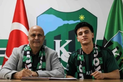 Kocaelispor, Haydar Karataş&rsquo;ı 4 yıllığına renklerine bağladı
