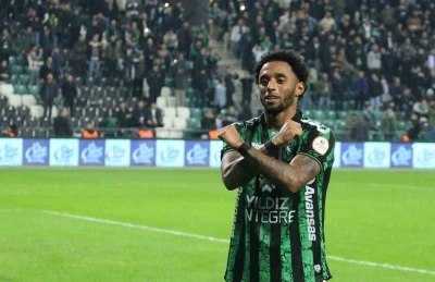 Kocaelispor, Mendes ile yollarını ayırdı
