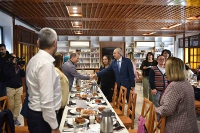 Kocag&ouml;z, Engelli Dernekleri Temsilcileriyle buluştu
