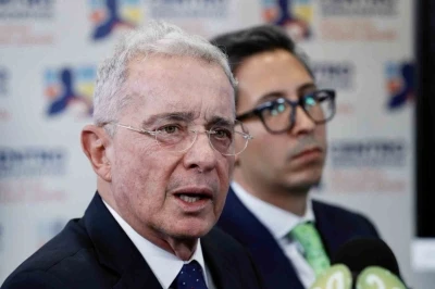 Kolombiya’da eski Devlet Başkanı Uribe, 12 yıl ev hapsine mahkum edildi
